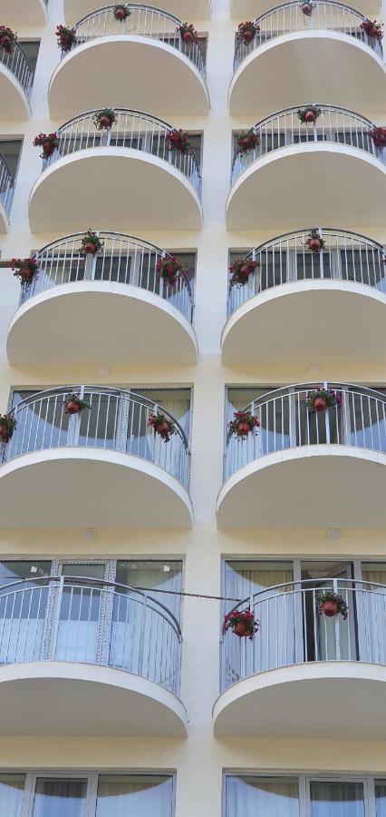 Evropa Hotel Gagra Exterior photo