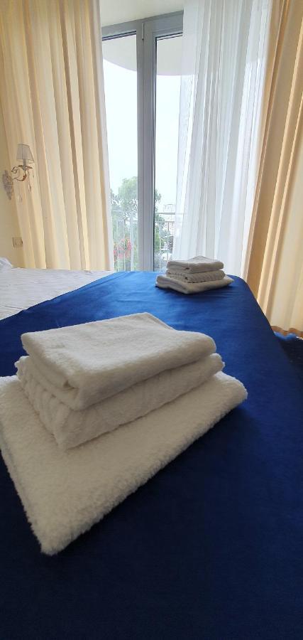 Evropa Hotel Gagra Exterior photo